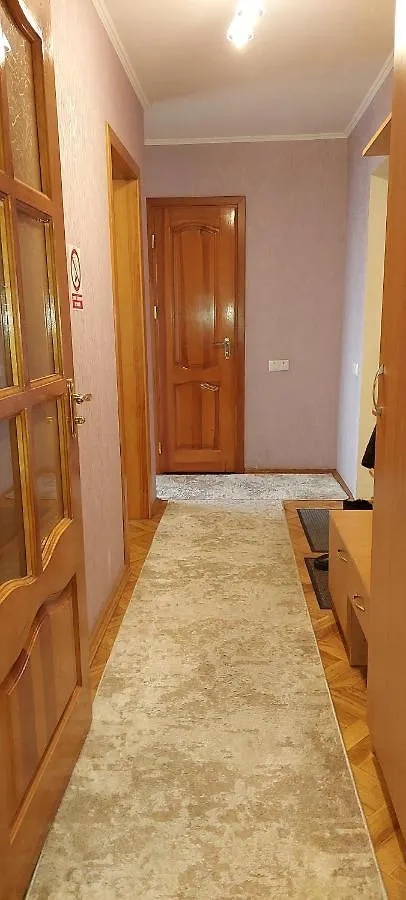 Apartment On Patriarkha Mstyslava Skrypnyka Street 키예프
